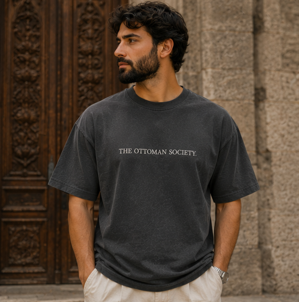 Signature Tee - Kömur